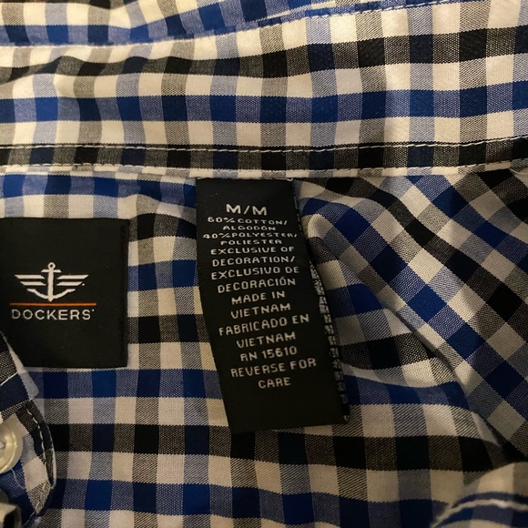 Dockers long sleeve dress shirt. - Picture 2 of 3